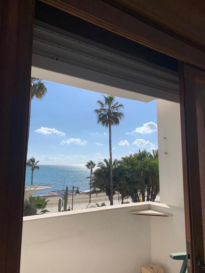 Beachfront Primera Linea De Playa En Casco Antiguo Estepona Kültér fotó