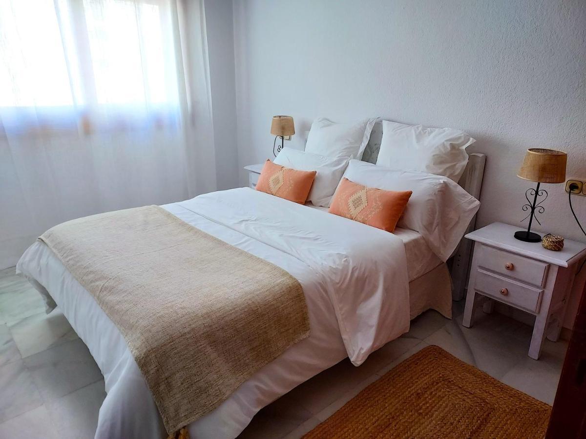Beachfront Primera Linea De Playa En Casco Antiguo Estepona Kültér fotó