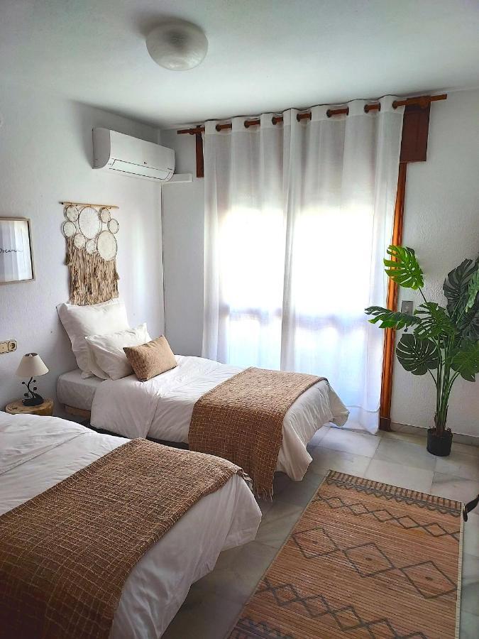 Beachfront Primera Linea De Playa En Casco Antiguo Estepona Kültér fotó